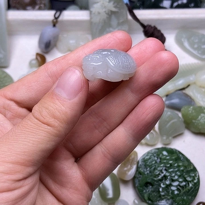 未镶嵌和田玉挂件