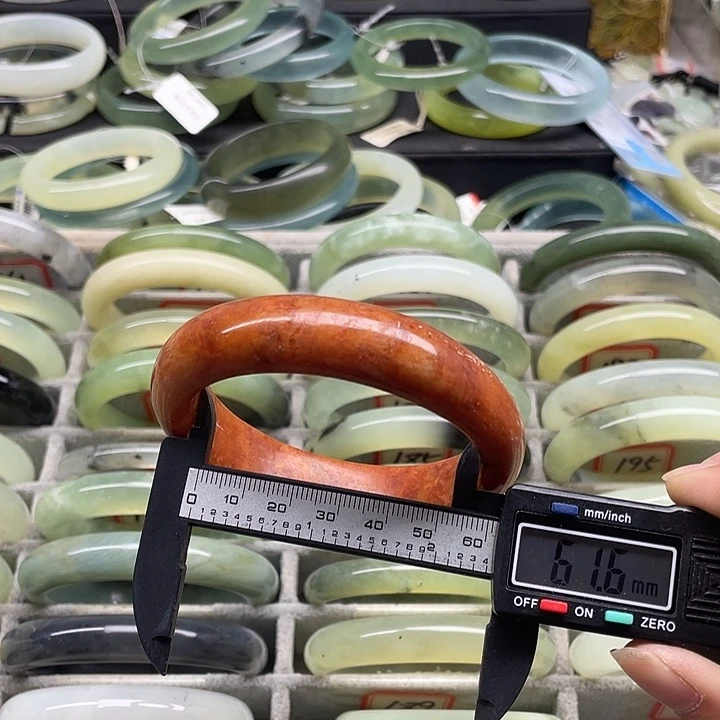 未镶嵌蛇纹石玉手镯199