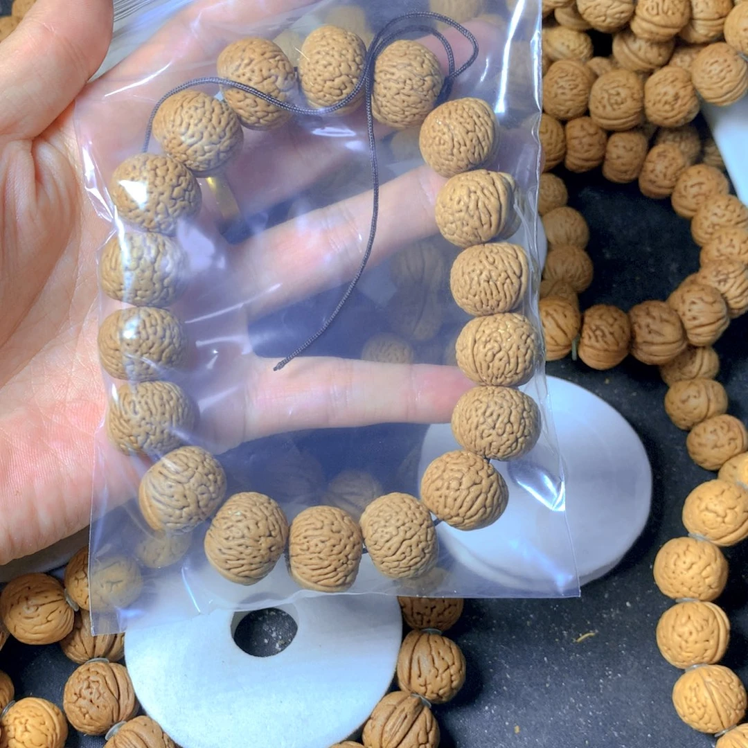 桃核手串璟****n白月光手持98