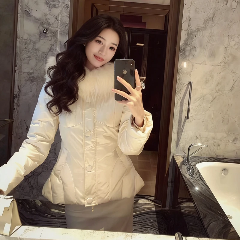 设计师新款超大真毛领可拆卸桑蚕丝白鹅绒连帽短款羽绒外套女