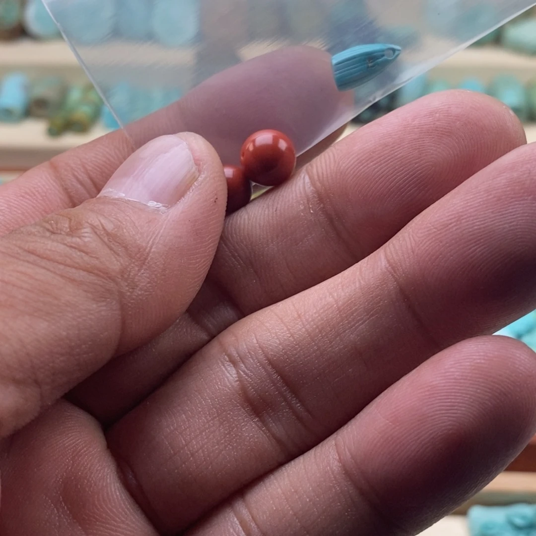 牡***人南红玛瑙未镶嵌珠宝半成品