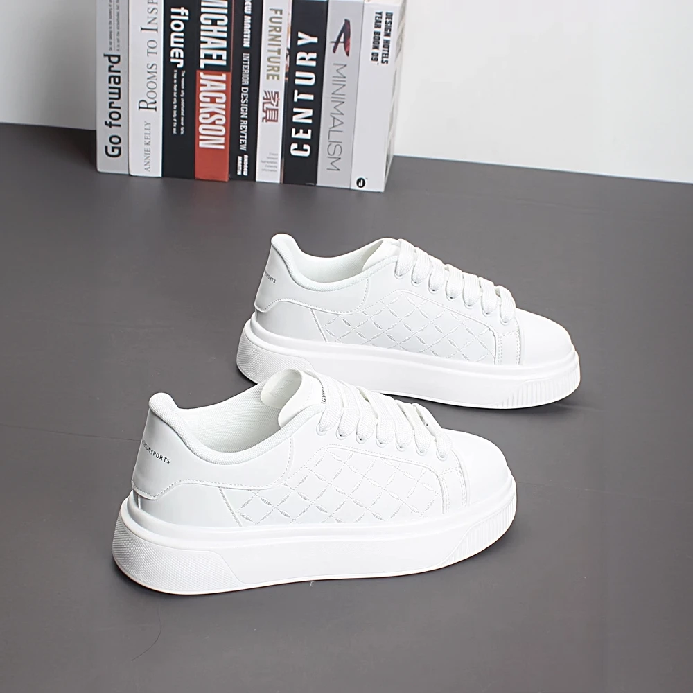 男士厚底小白鞋夏季新款低帮系带软底板鞋韩版潮流百搭运动休闲鞋