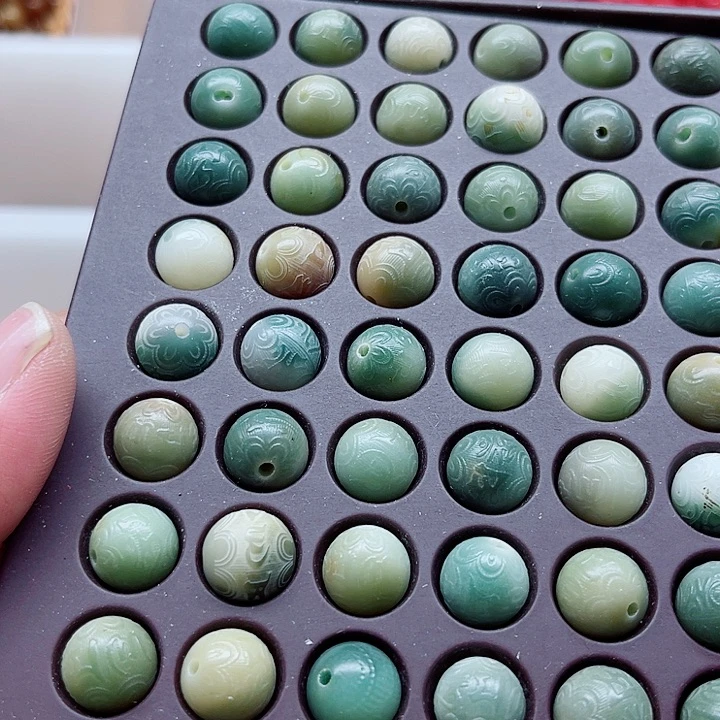 白玉菩提吊坠瑕疵12青提六字58颗