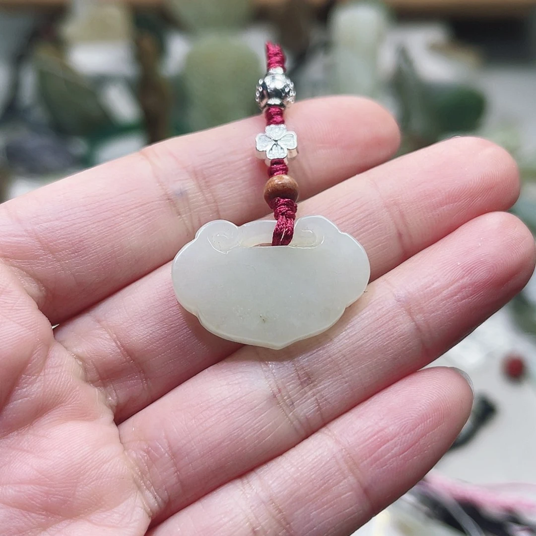 和田玉戒指未镶嵌