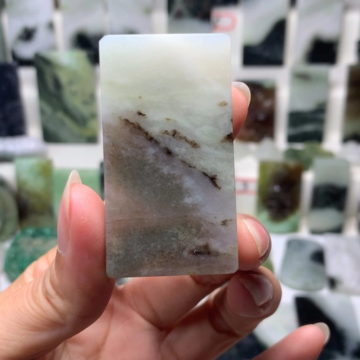 独山玉未镶嵌颈饰9