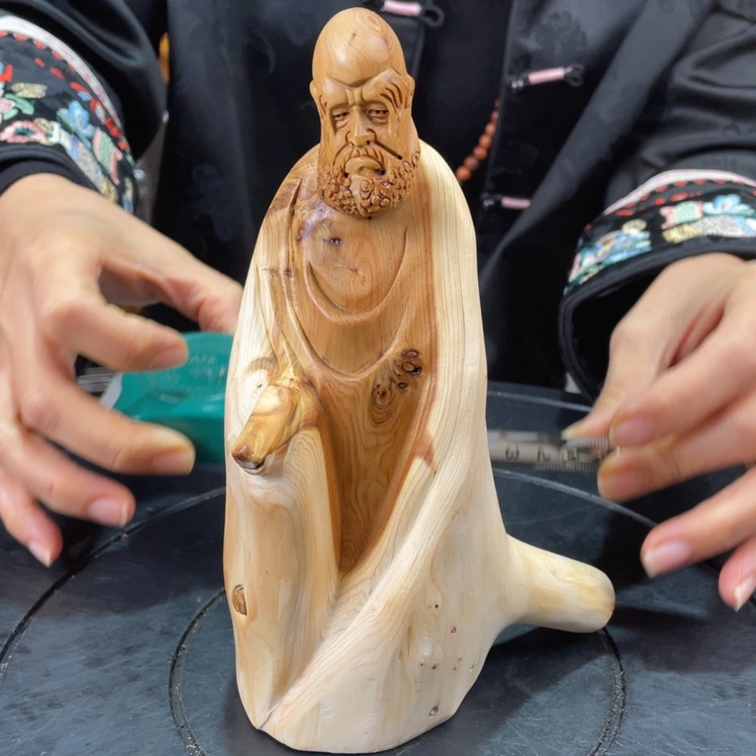 柏木（崖柏）随型摆件