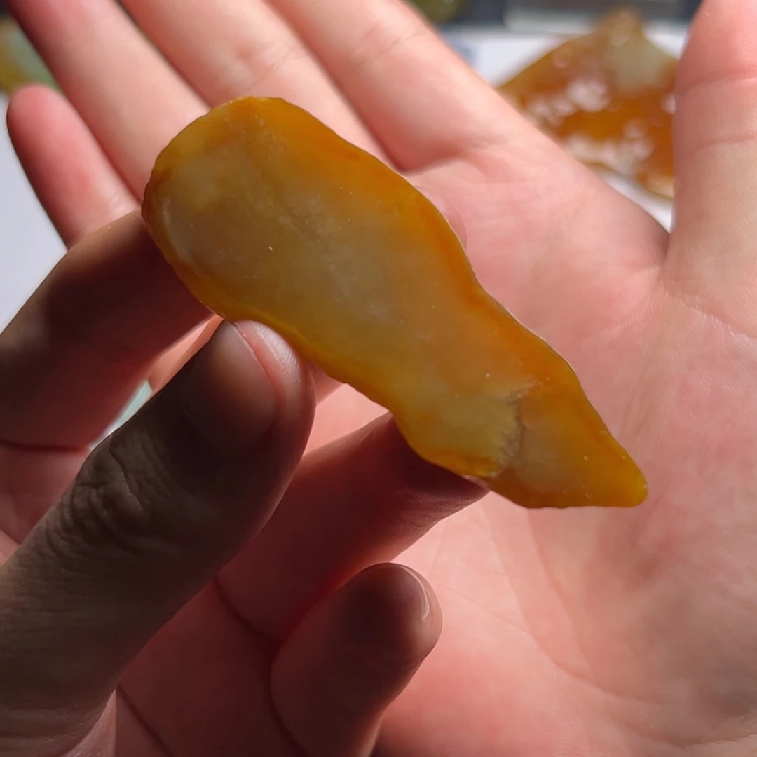 定制翡翠未镶嵌红黄翡