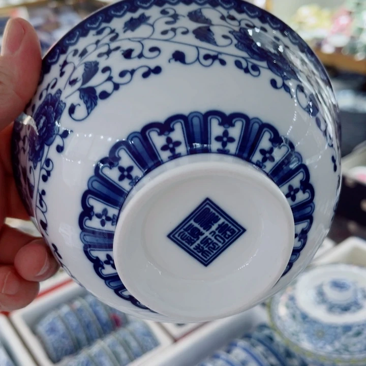 青花玲珑6寸面碗芙蓉花