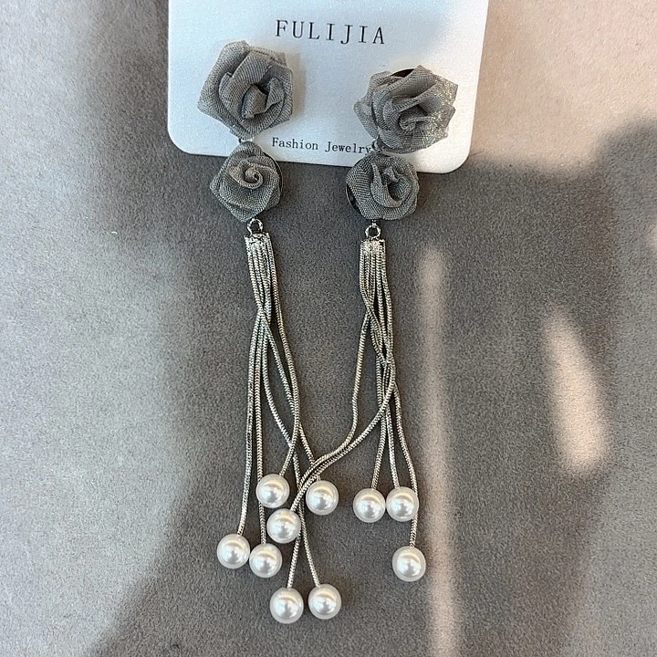 皮质铁合金耳饰10