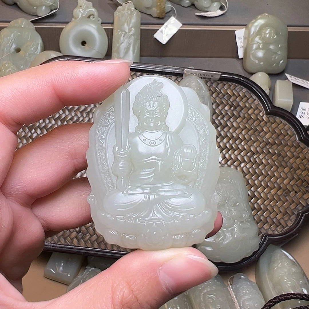 和田玉挂件未镶嵌