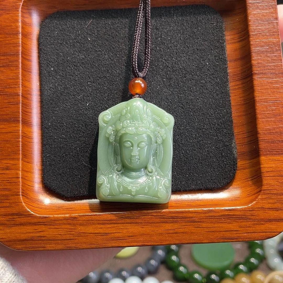 和田玉（糖玉）未镶嵌颈饰