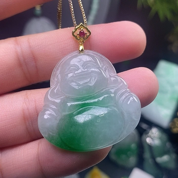 翡翠未镶嵌吊坠(赠链)