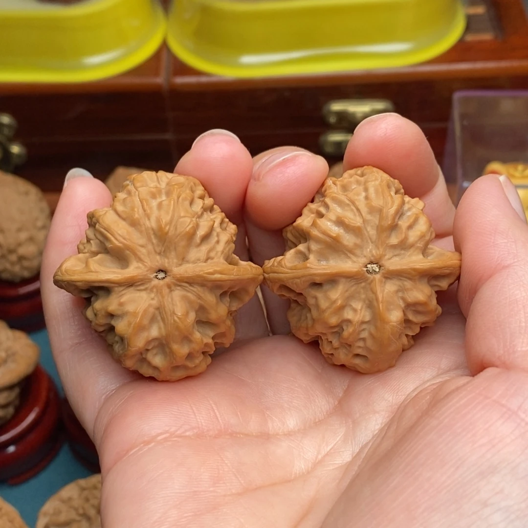 吊坠文玩核桃39野狼全