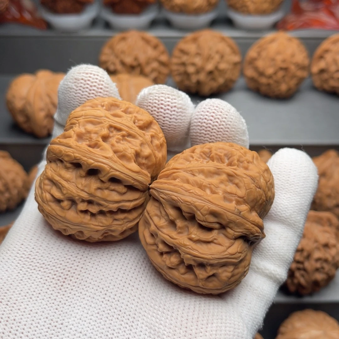 文玩核桃把件45+元宝