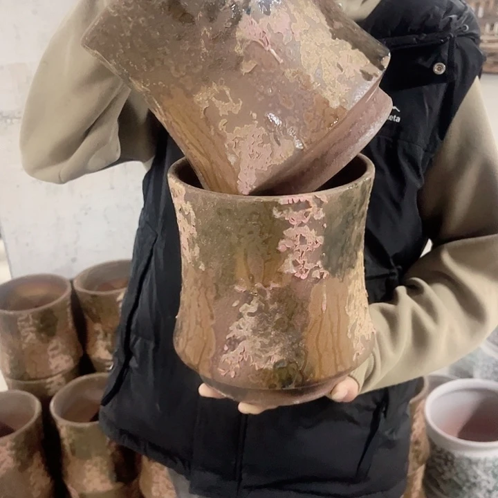 高度22厘米口20厘米