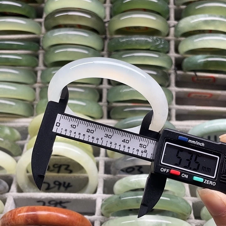 未镶嵌蛇纹石玉手镯295