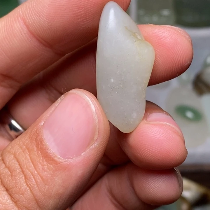 和田玉原石籽玉未镶嵌