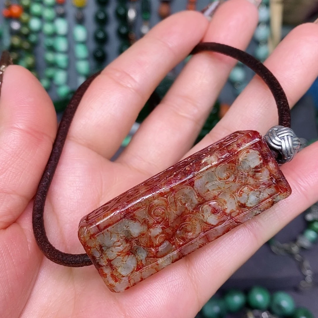 翡翠颈饰银S925镶嵌漂亮美眉