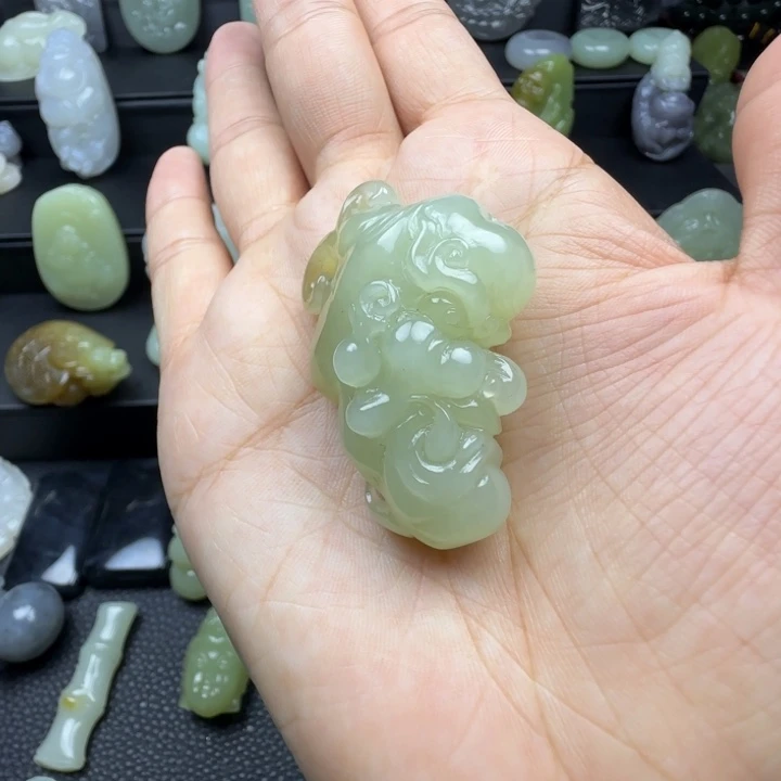 和田玉未镶嵌挂件