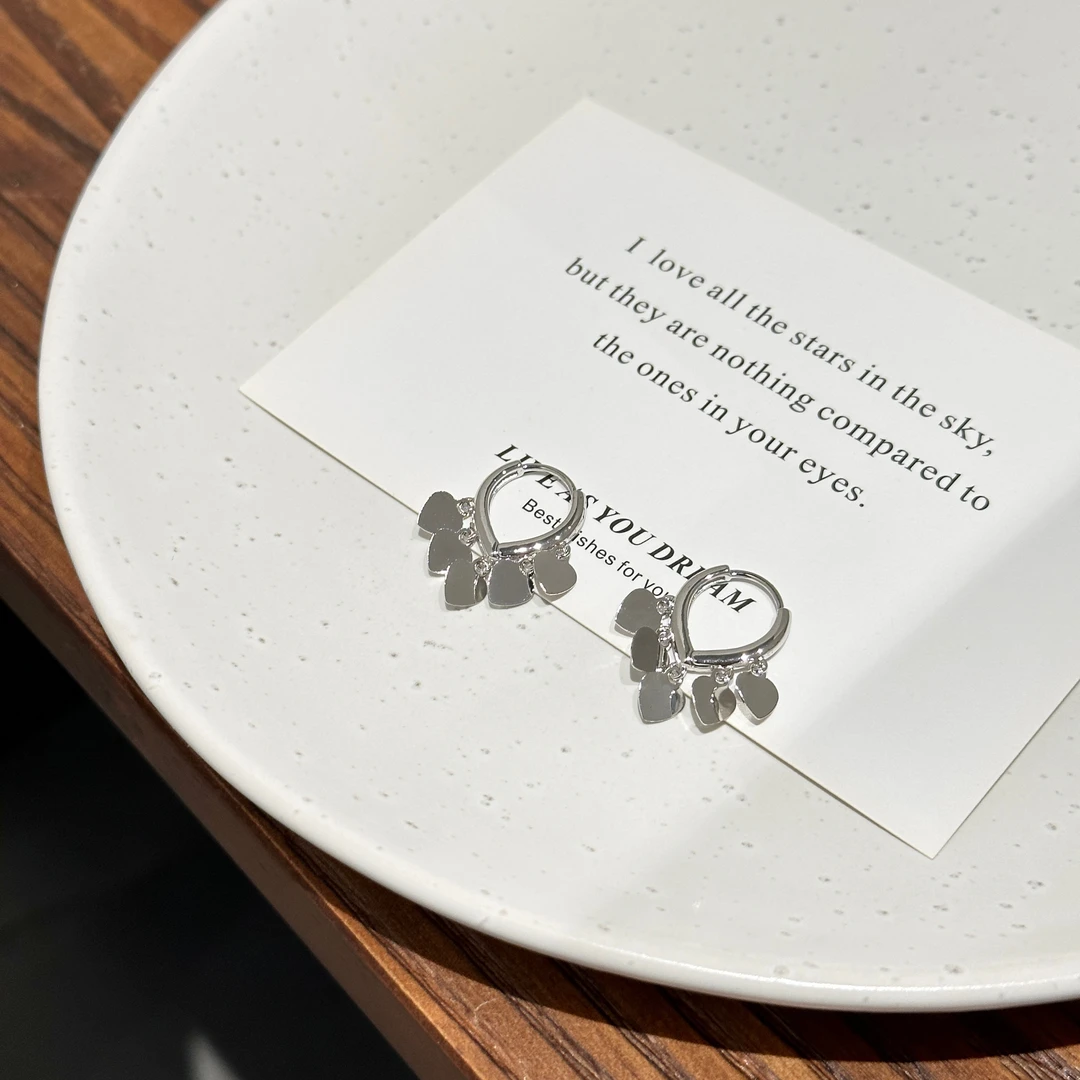 铜合金耳饰 AL2584 流苏爱心片片耳环气质网红耳扣女复古设计感