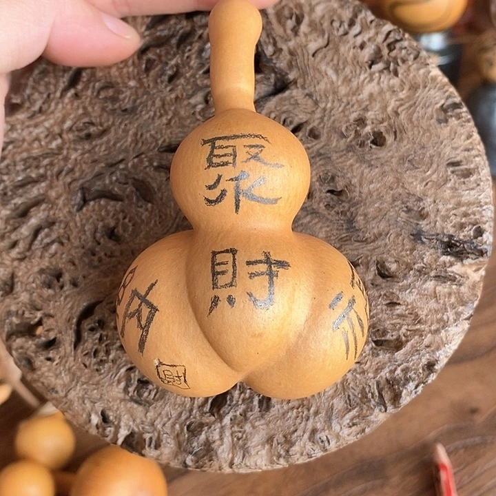 全手工墨刻葫芦，可定制字体内容
