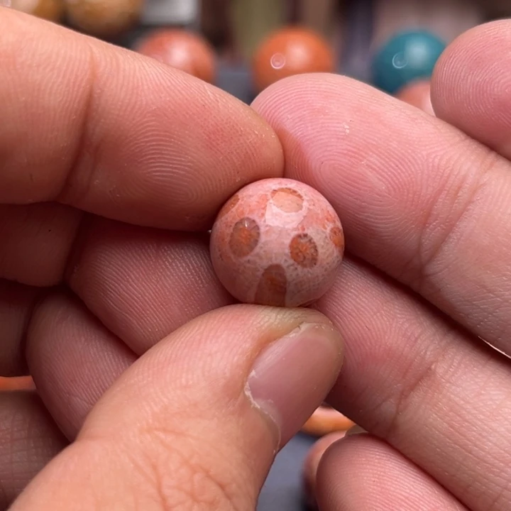 玛瑙/玉髓未镶嵌珠子硅化玉 卡1.4