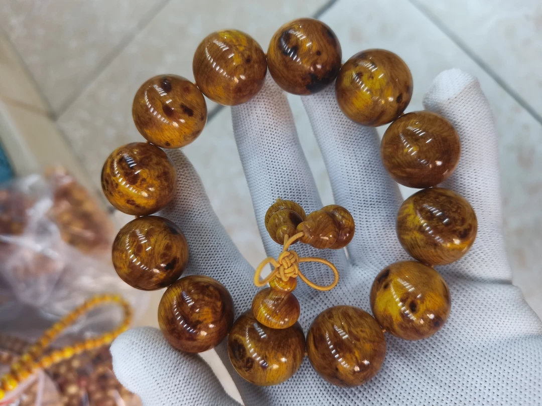 【福緣】北沉香满油琥珀留疤木老料2.0mm单圈男女通用款