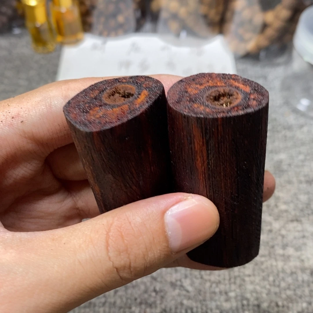 藤类降真香精工手把件满油黄金甲