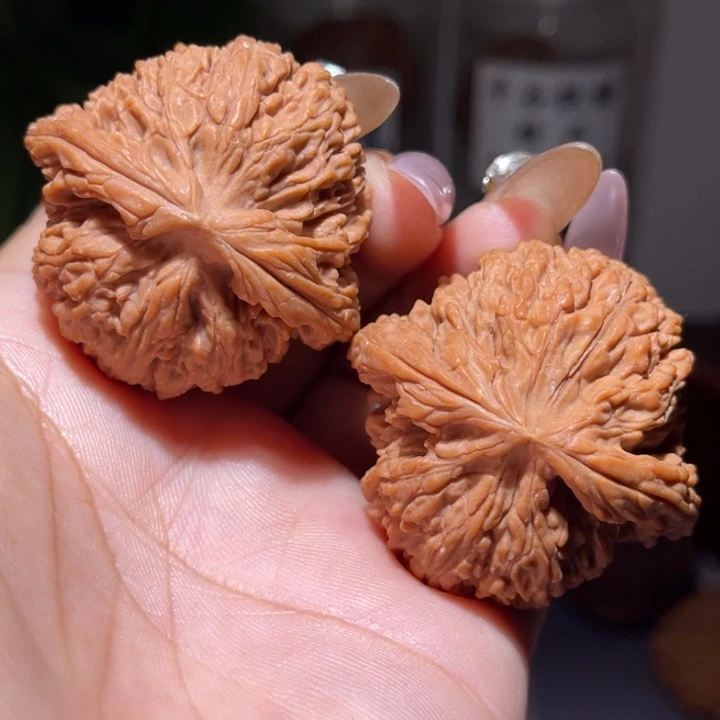 吊坠桃核            42