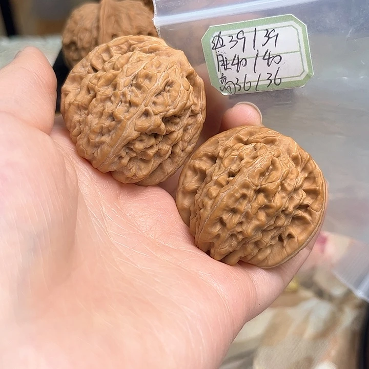 文玩核桃把件一代楼