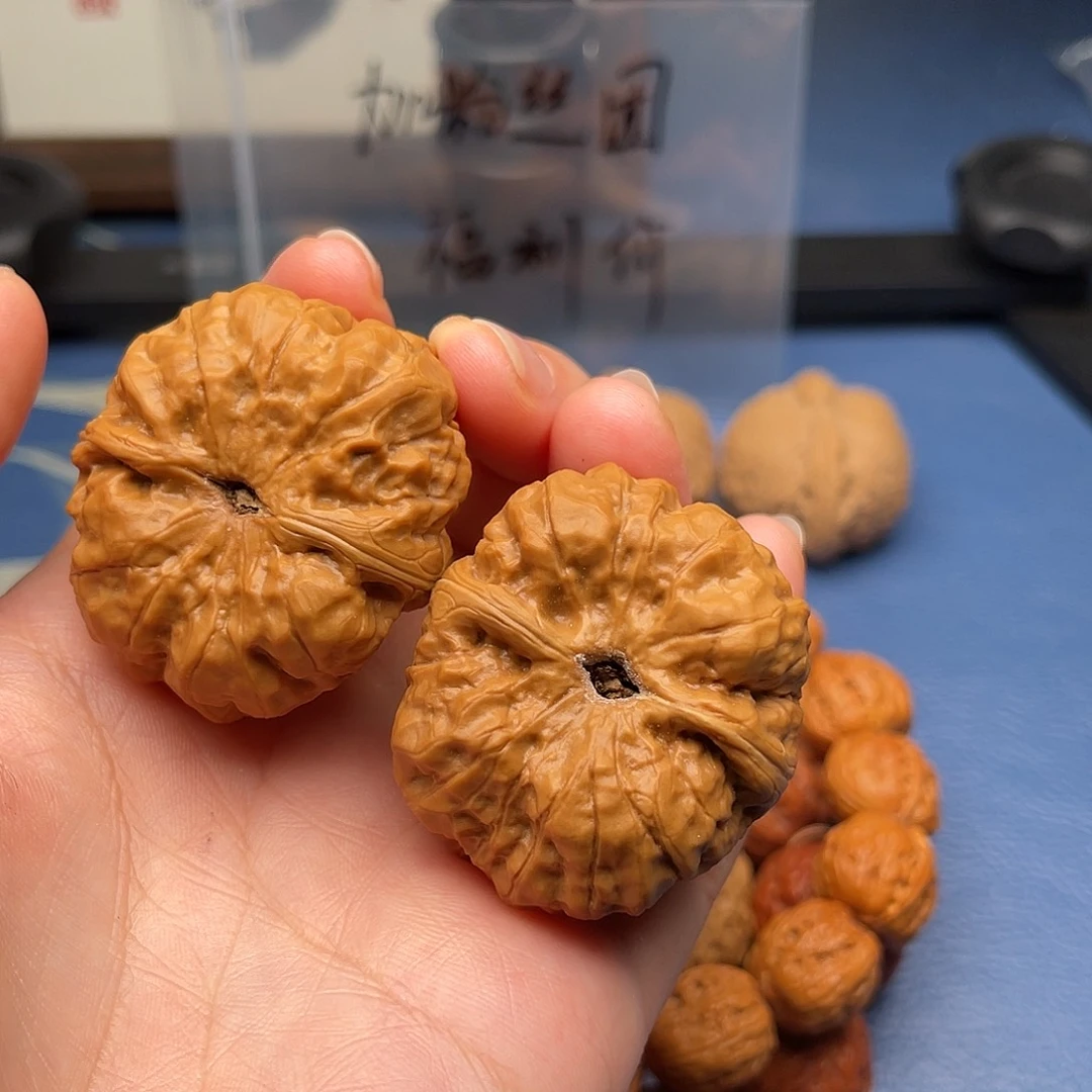 文玩核桃把件悟*蛤蟆头