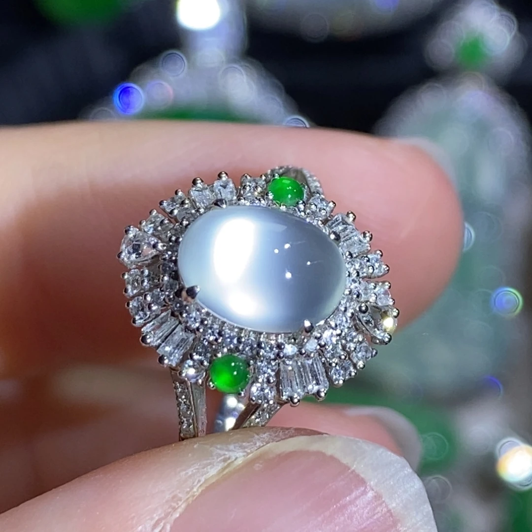 翡翠18K金镶嵌戒指戒指