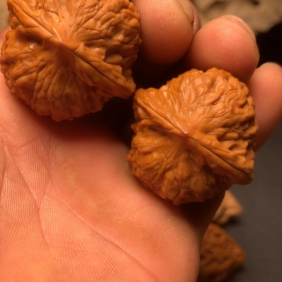 飞***狐吊坠文玩核桃小众野麻文玩核桃把件