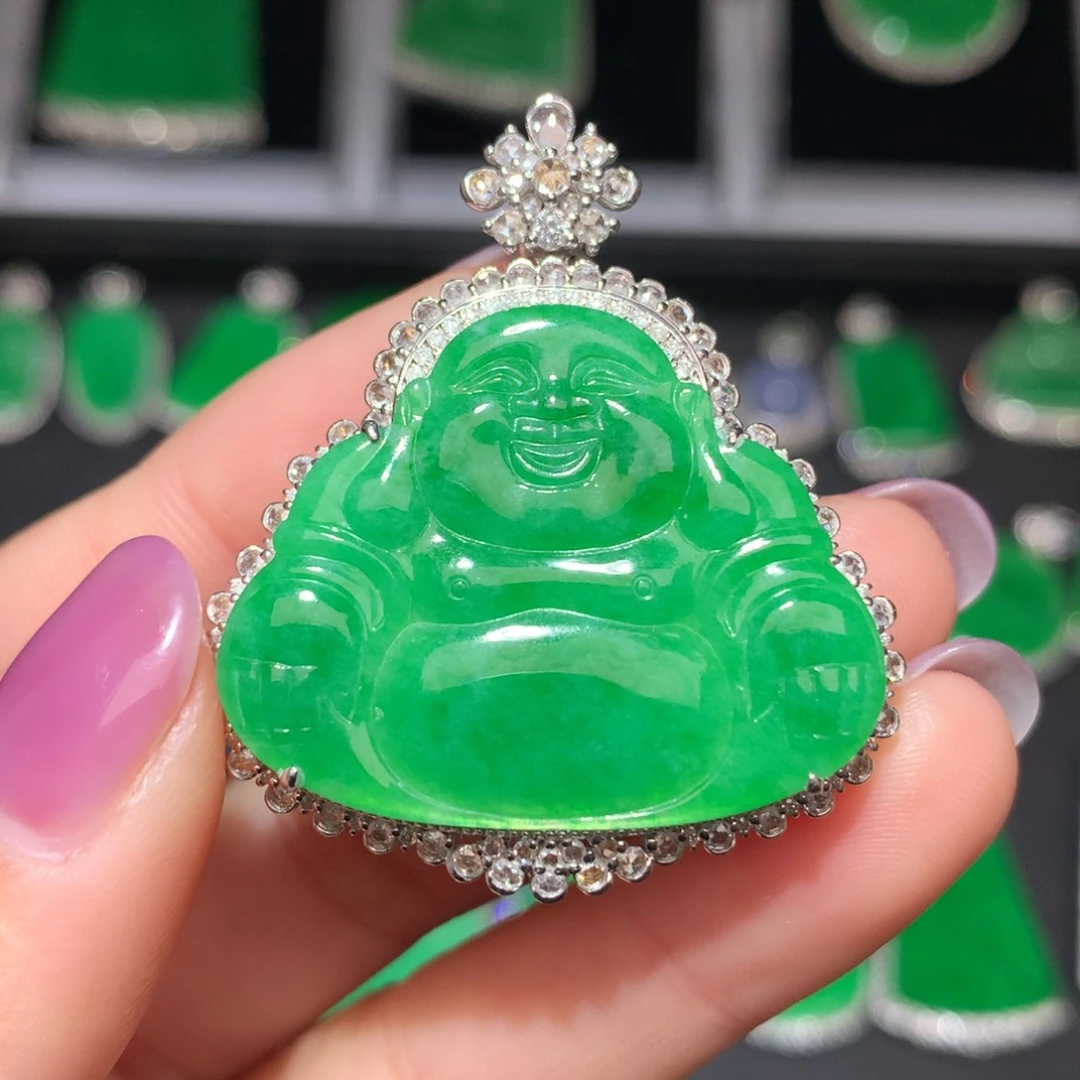 翡翠颈饰18K金镶嵌翡翠