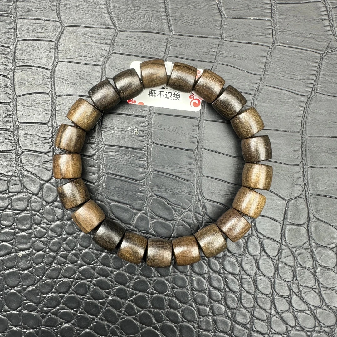 1050沉木桶珠手串