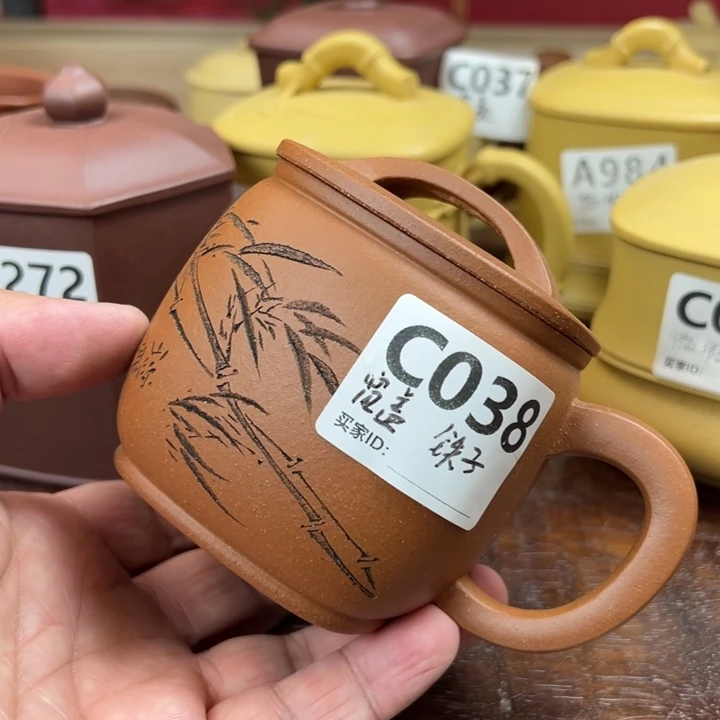 紫砂茶杯紫砂茶杯