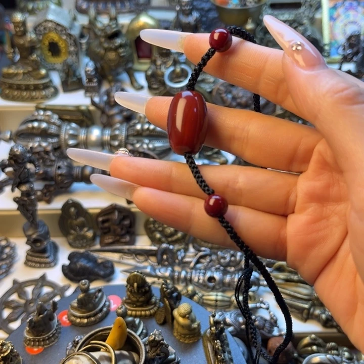 此***名泥塑闪价漏价一件