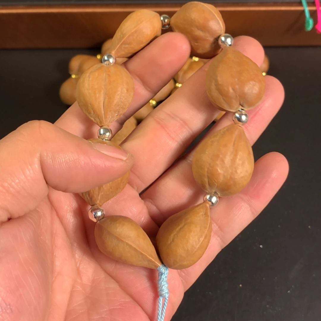 【闪购商品】把件桃核似**年