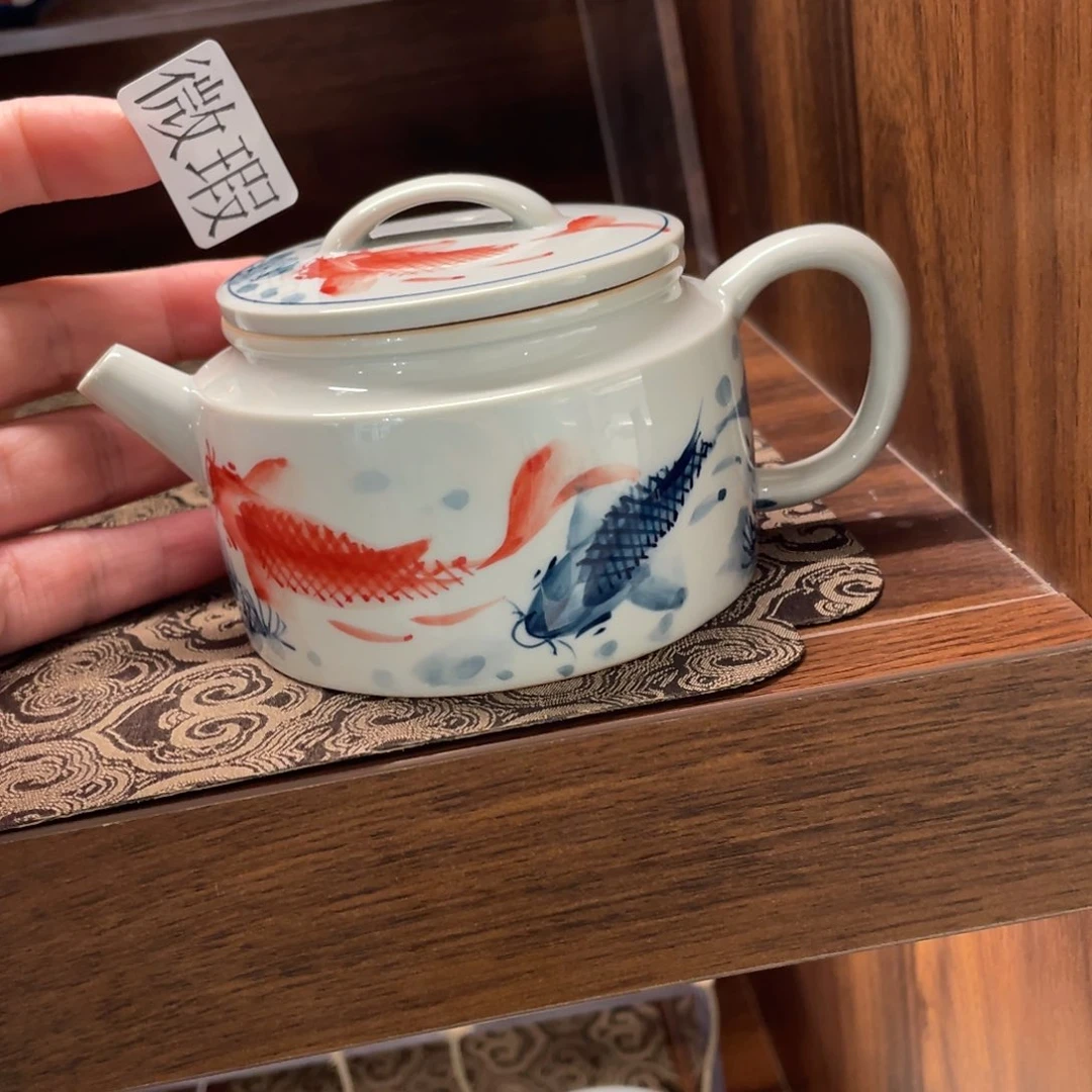 釉下手绘茶具微瑕