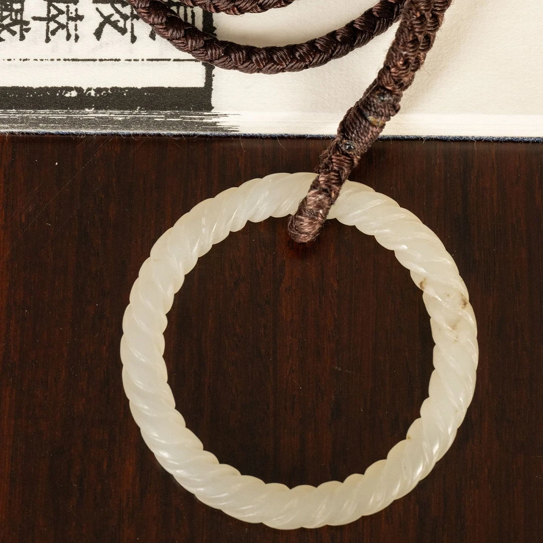 清代 玉雕绳纹袈裟扣 古董收藏品