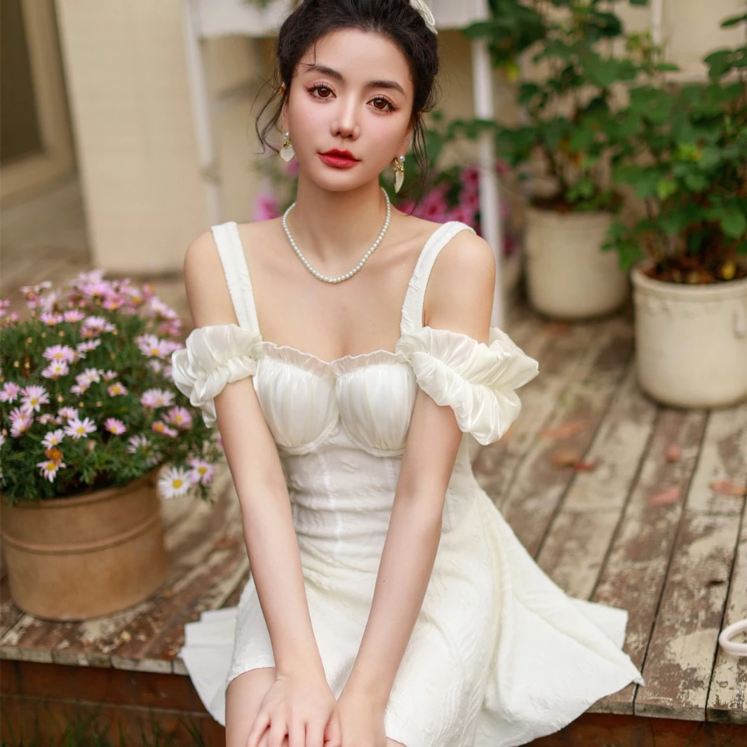 设计师款 甜美少女连体裙式泳衣夏季度假风遮肚显瘦小胸聚拢