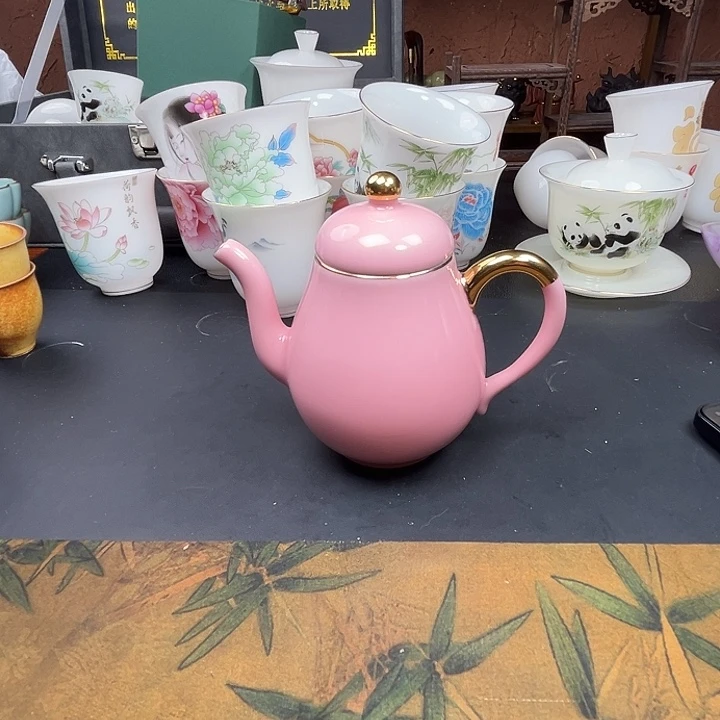 壶龙隐山粉色大茶壶