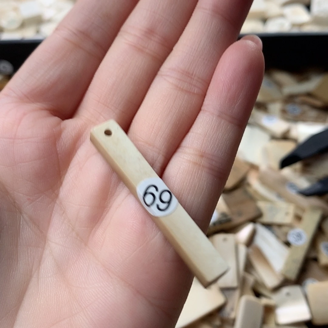 泥塑不打孔联系客服