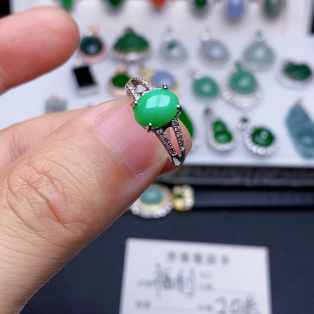 翡翠戒指银S925镶嵌戒指