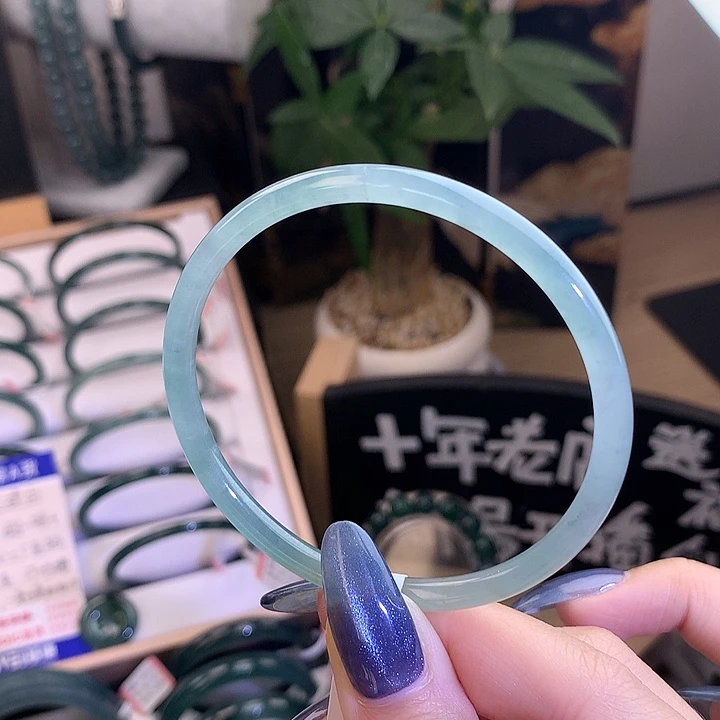 翡翠手镯未镶嵌花*.58-59圈口