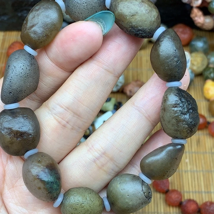玛瑙/玉髓未镶嵌珠宝半成品