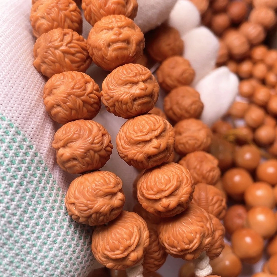 吊坠猴头核桃洋大圣16