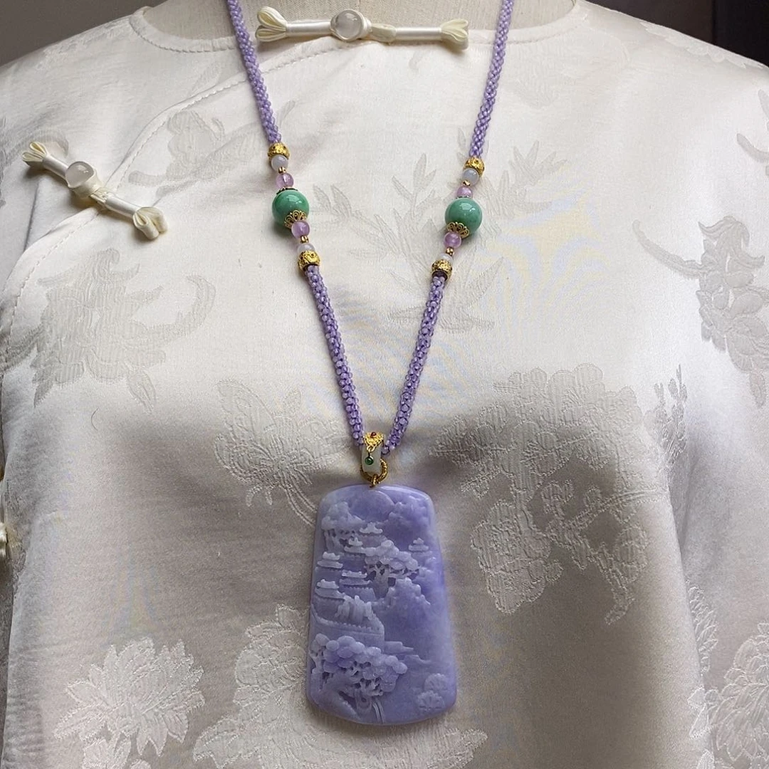 翡翠颈饰未镶嵌天然