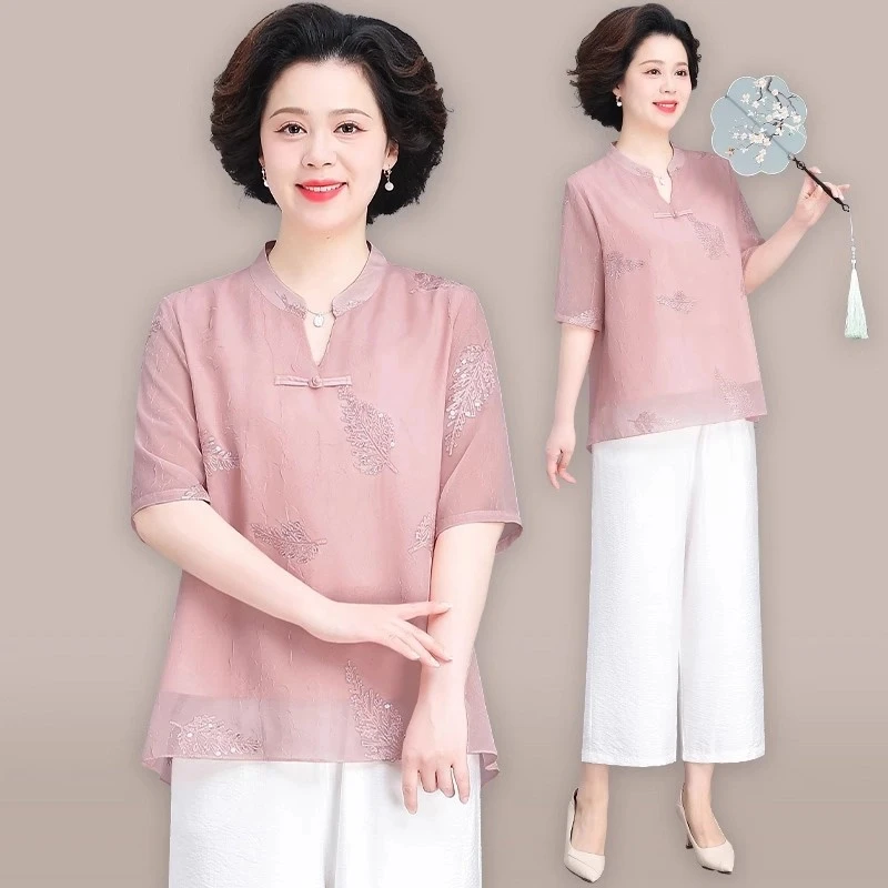母亲节妈妈夏装套装2025新款中老年人夏季刺绣短袖T恤小衫上衣女