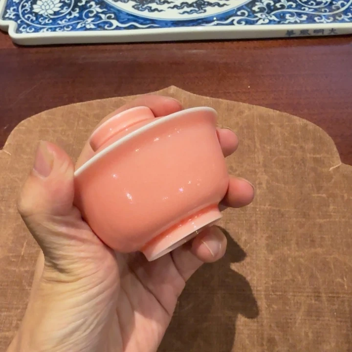 瓷片茶具店是我们店中第一间装修